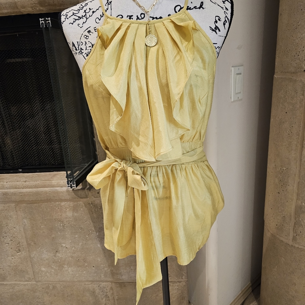 TOP SIZE MEDIUM - Picture 1 of 6
